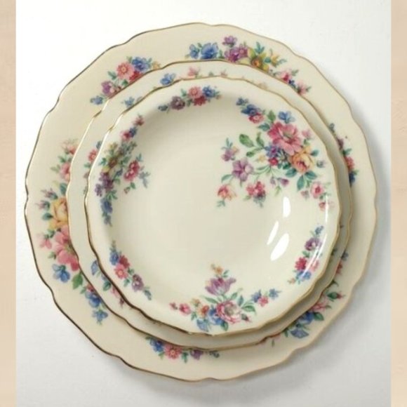 Wentworth VTG Thomas Ivory 3 Dish Set Floral Garden Gold Trim Fine China Display - Picture 4 of 9